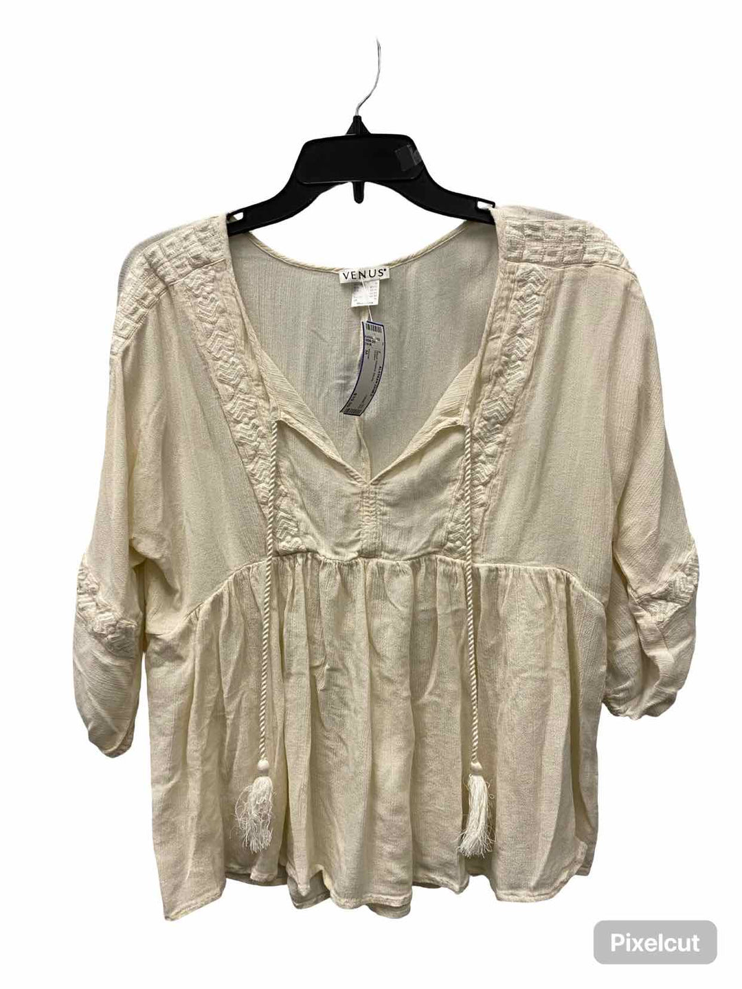 Venus Size M Cream Short Sleeve Shirts