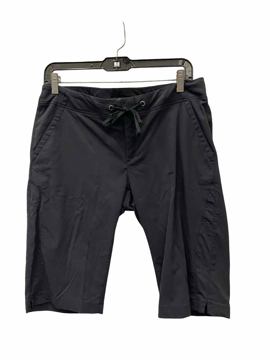 Columbia Size 10 Black Shorts