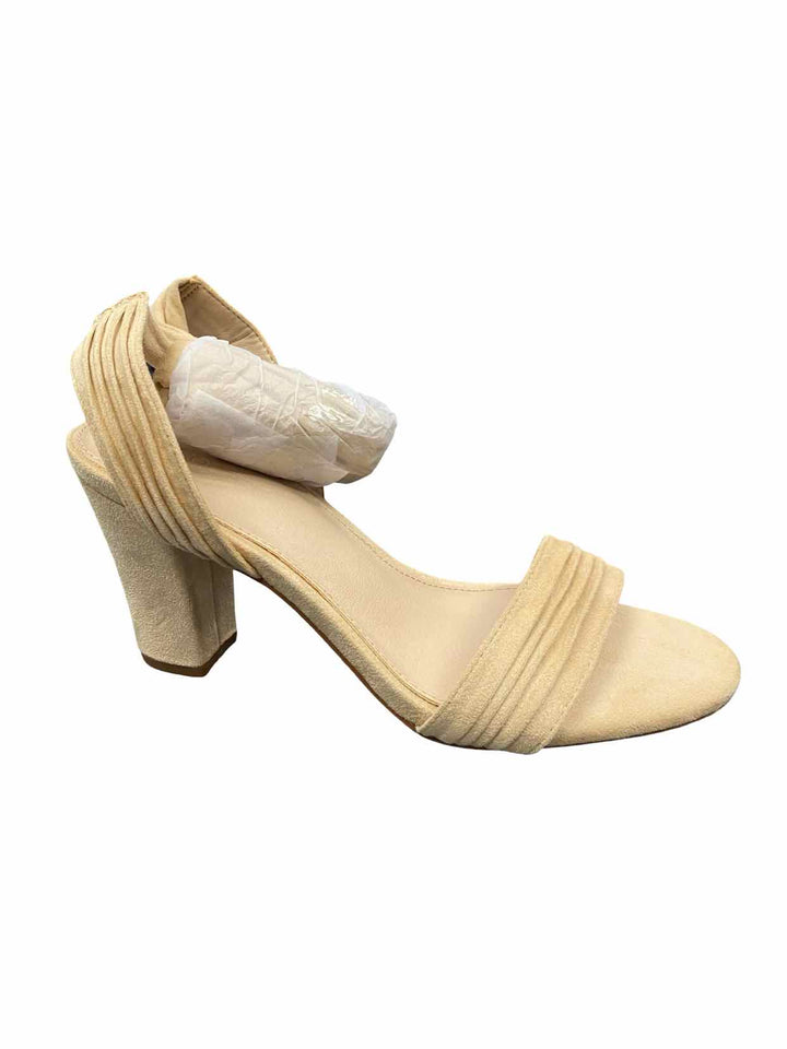 Cotigo Shoe Size 7 Cream Manmade Heels