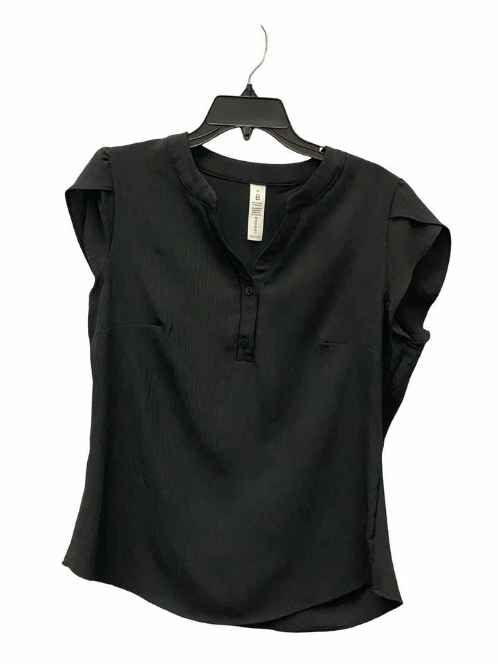 Blooming Jelly Size M Black Short Sleeve Shirts