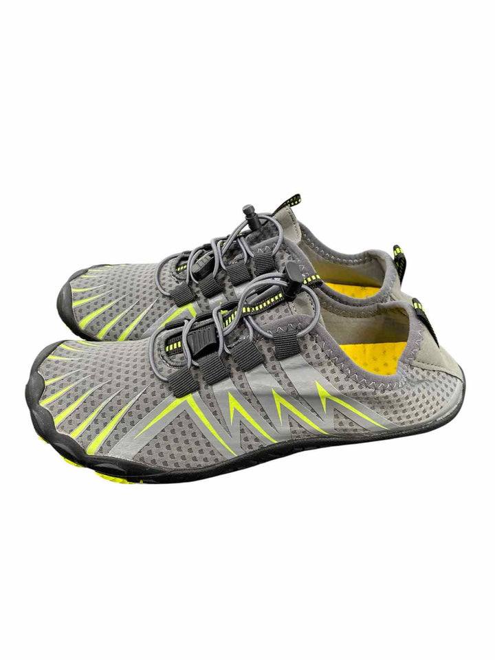 Hike Footwear Shoe Size 40 Gray Green NWT Sneakers