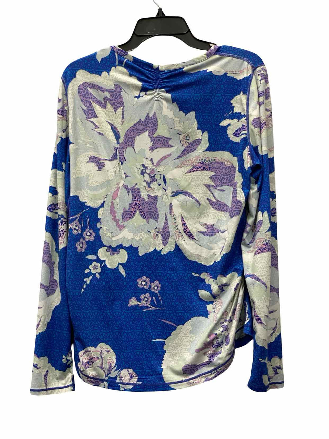 Title Nine Size L Blue multi color Long Sleeve Shirts