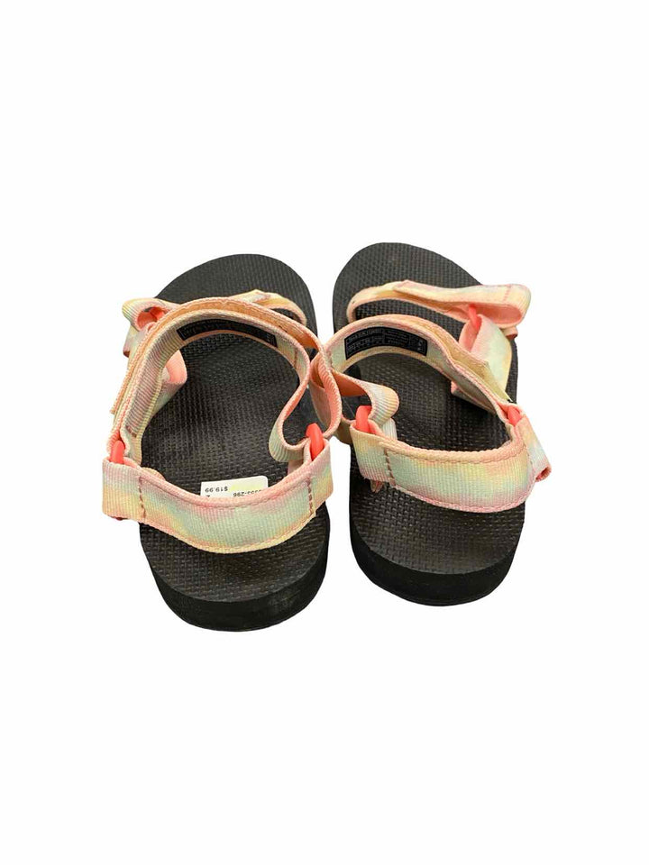 Teva Shoe Size 7 Multi-Color Sandals