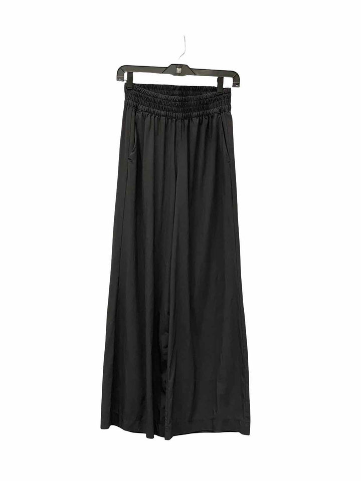 Vuori Size S Black Pants