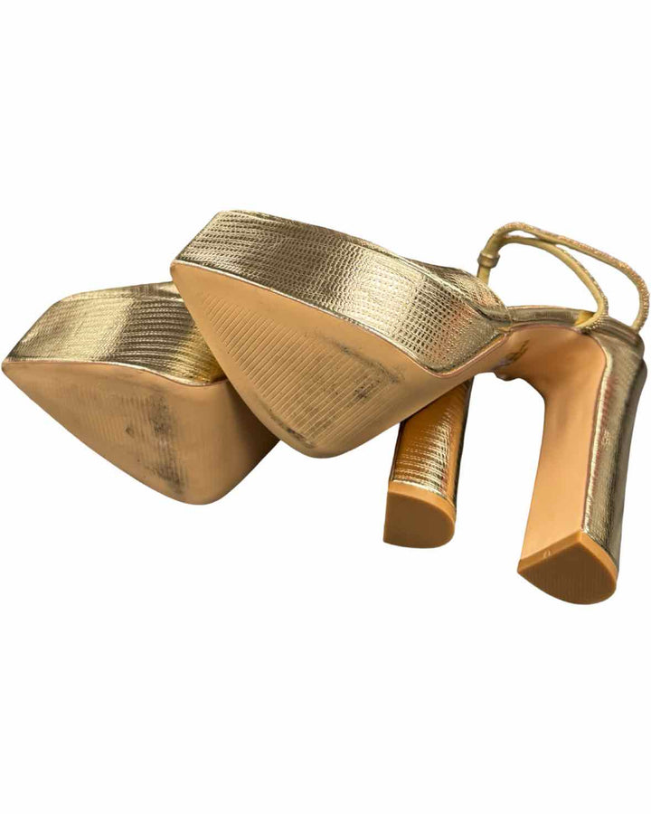 Venus Shoe Size 6.5 Gold Platform Heels
