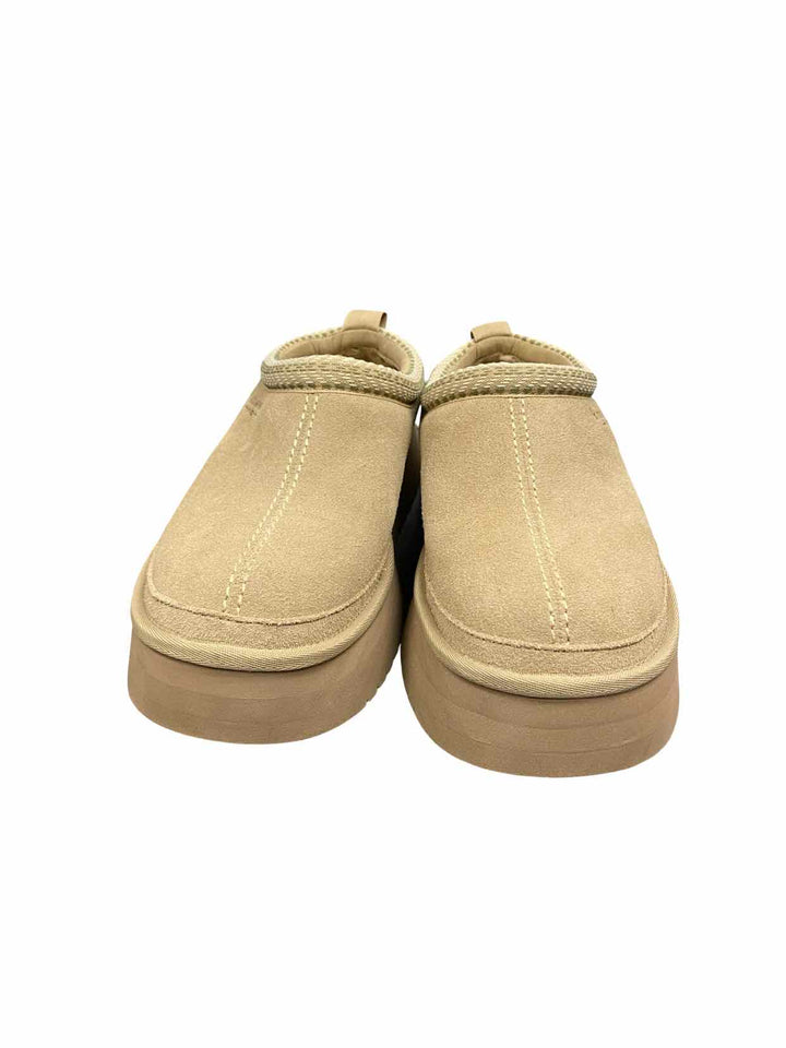 Koolaburra By UGG Shoe Size 9 Beige Slippers