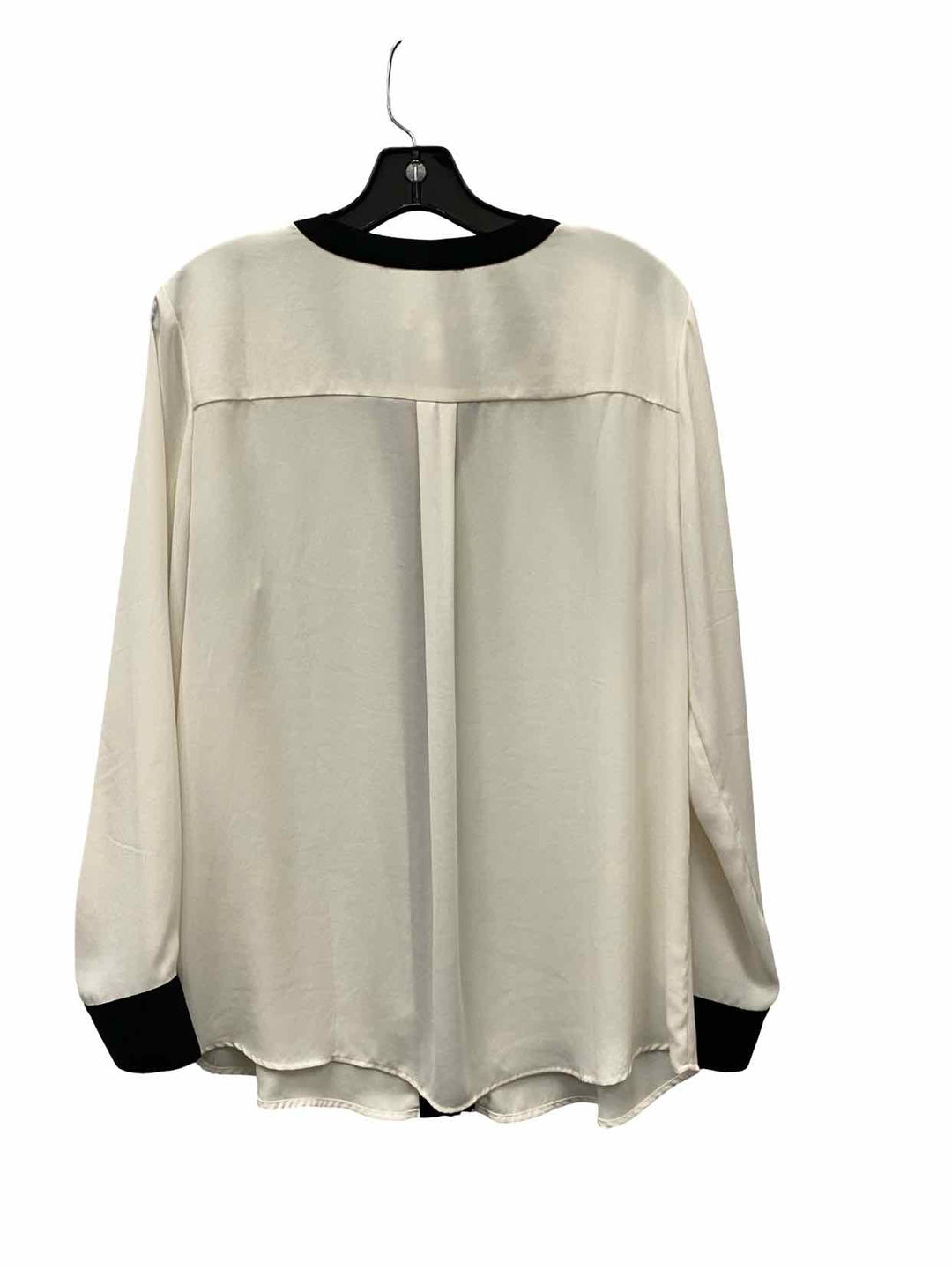 Chico's Size 2(M) White Long Sleeve Shirts