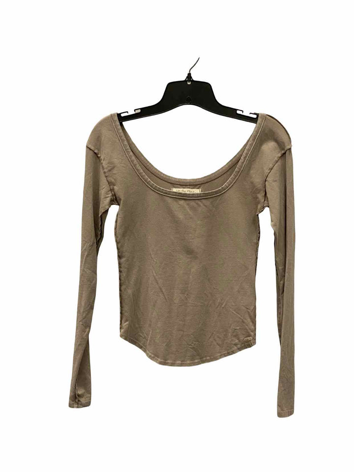 We the Free Size M Grey Long Sleeve Shirts