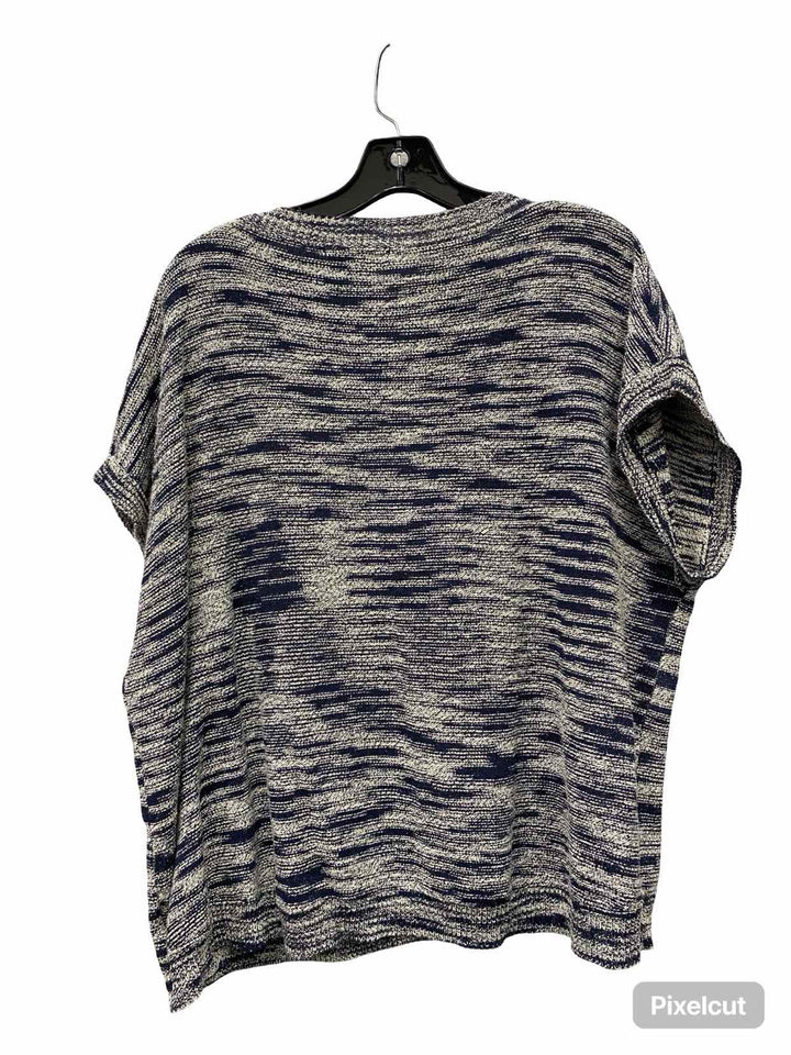 Liz Claiborne Size L White Blue Print Sweater