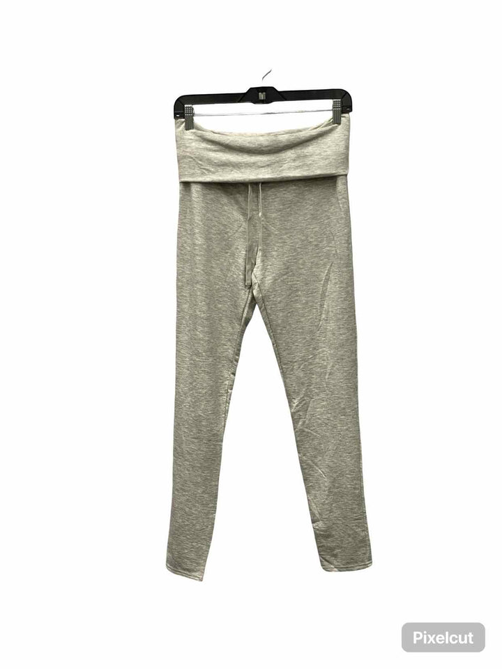 Fabletics Size M Grey Athletic Pants