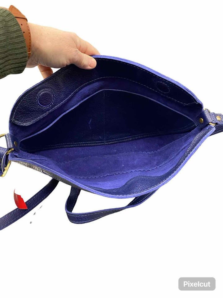 Portland Leather Goods Blue Purse