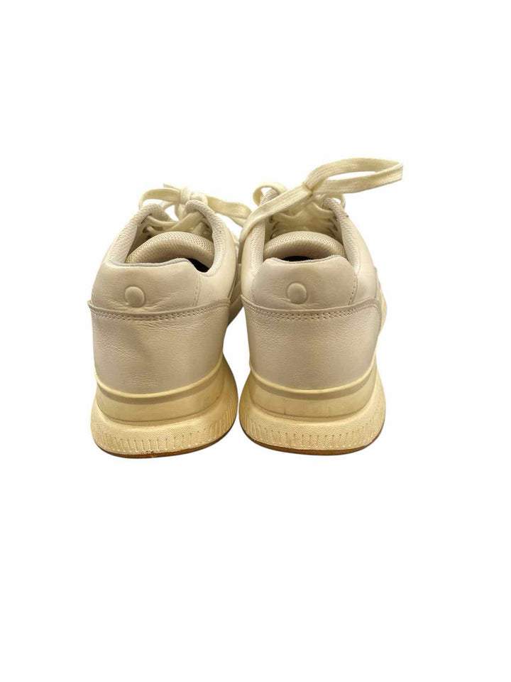 Everlane Shoe Size 8 Cream Leather Sneakers