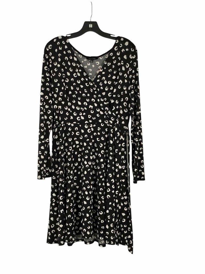 Hail3ey:23 Size XL Black White Dress