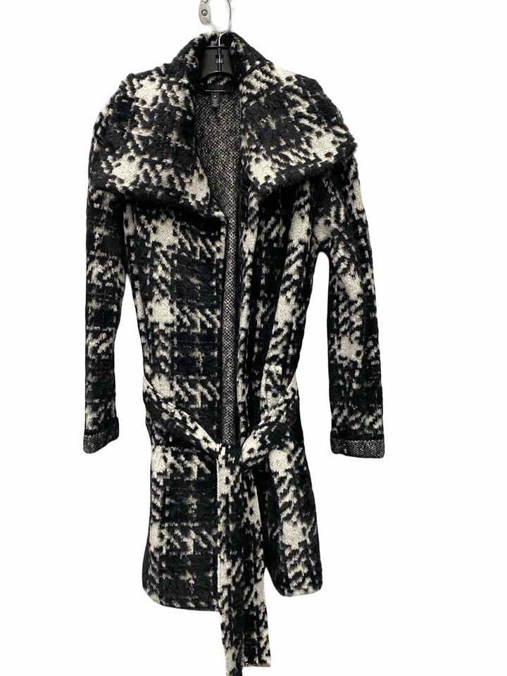 White House Black Market Size M Black White Coat(Long)