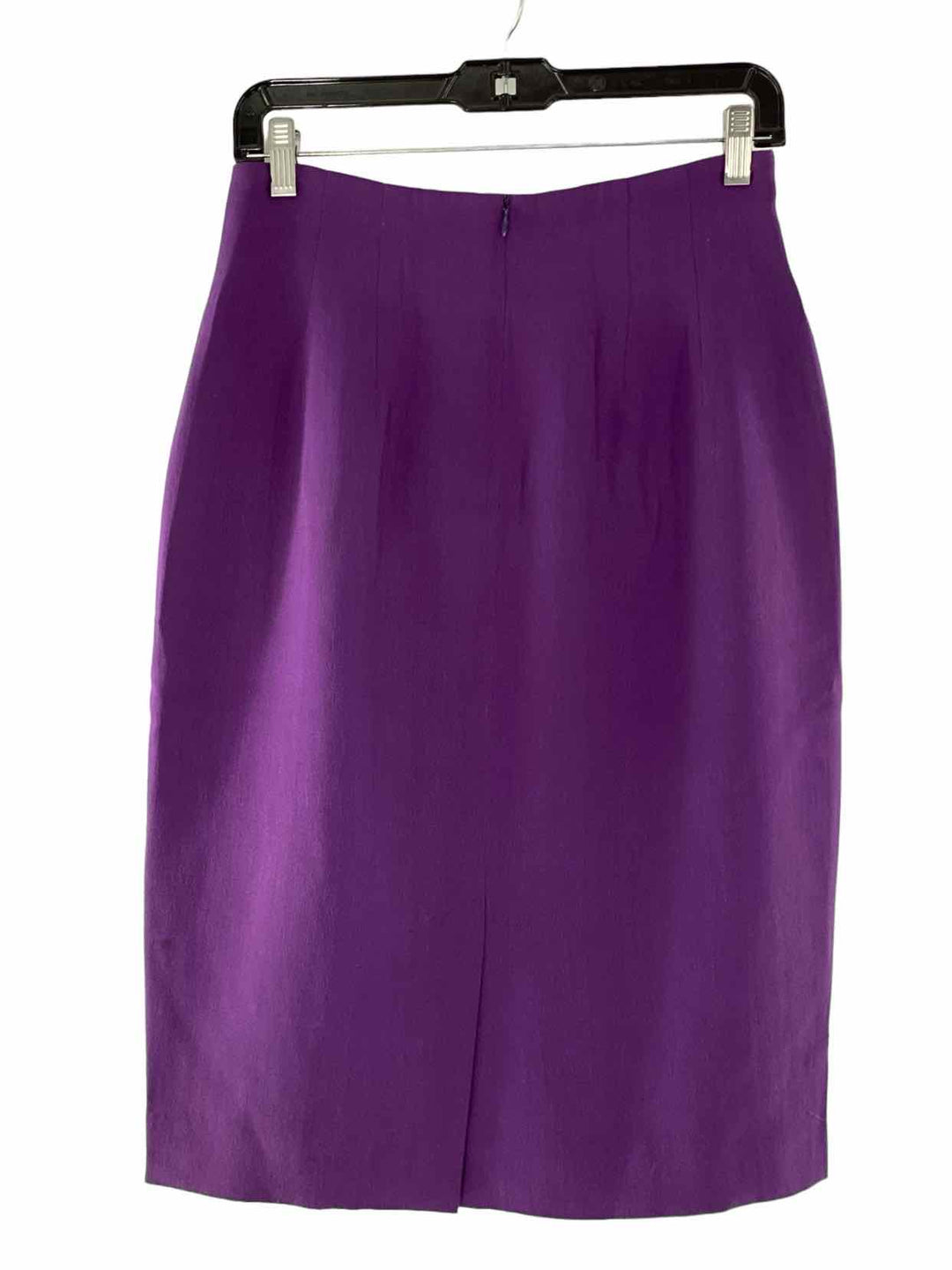 Dana Buchman Size S Purple Skirt