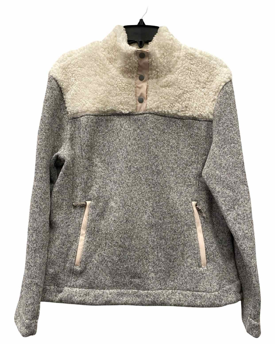 Title Nine Size M Gray White Quater Snap Sweater