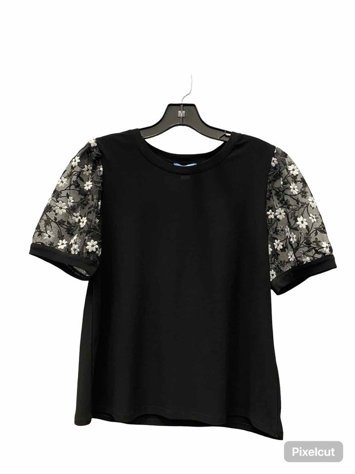 Cece Size M Black Short Sleeve Shirts
