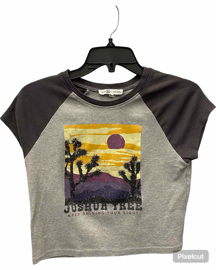 Love Peace & Lazy Days Size XS Grey Print T-shirt