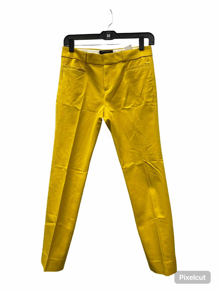 Banana Republic Size 2 Yellow Pants