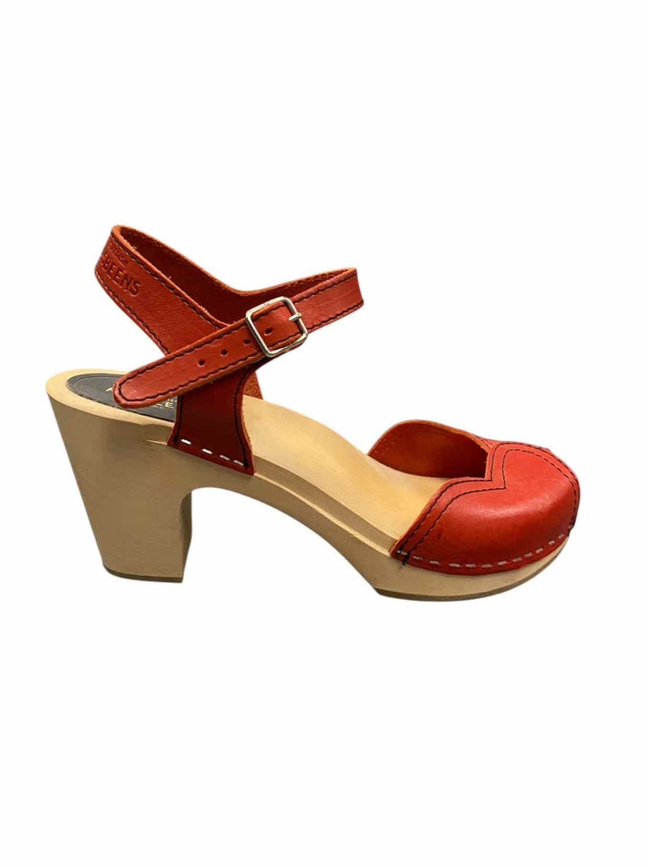 Hasbeens Shoe Size 40 Red Wood Heels