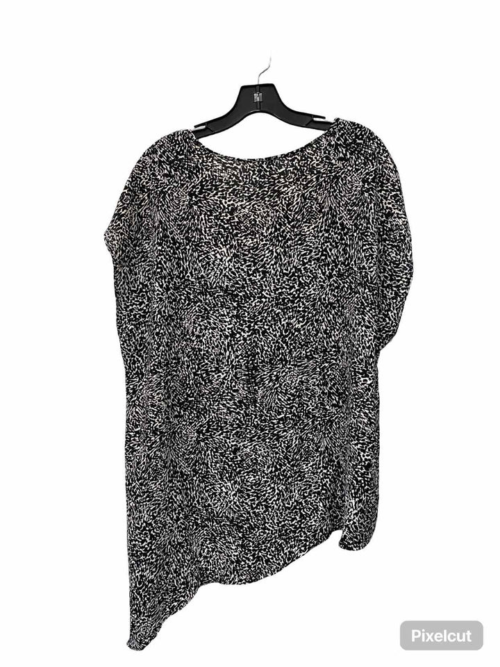 Torrid Size XL Black White Tank Top