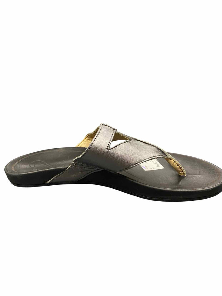 OluKai Shoe Size 8 Black Sandals