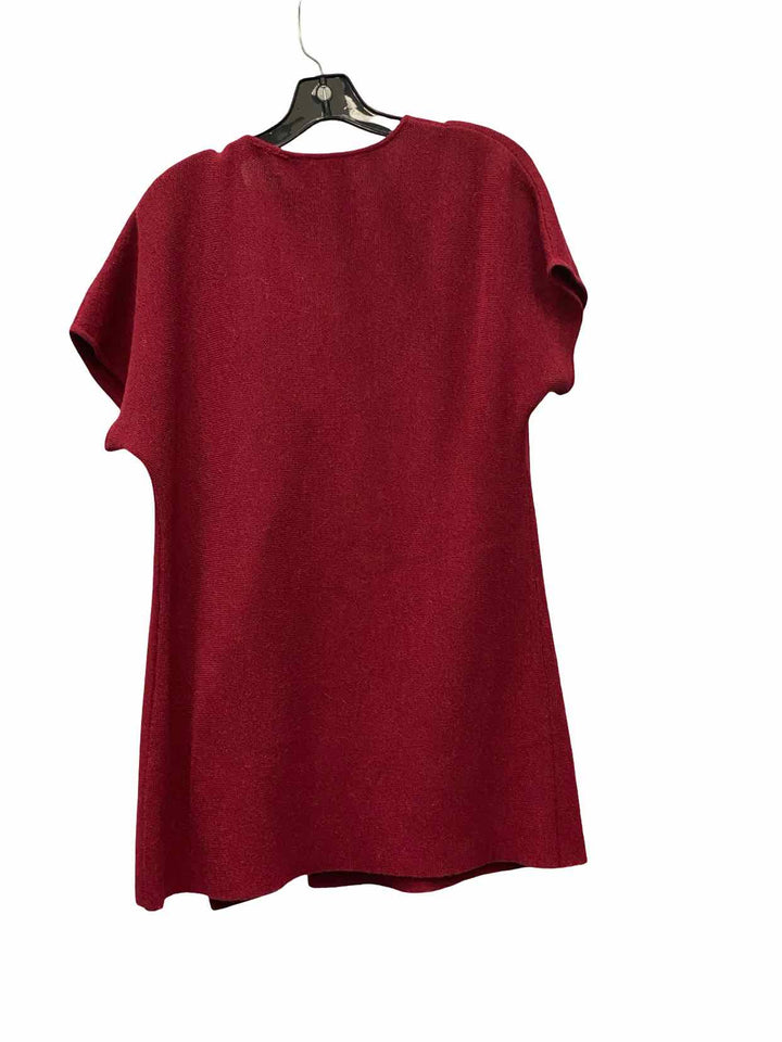 Beyond Threads Size M Red Sweater
