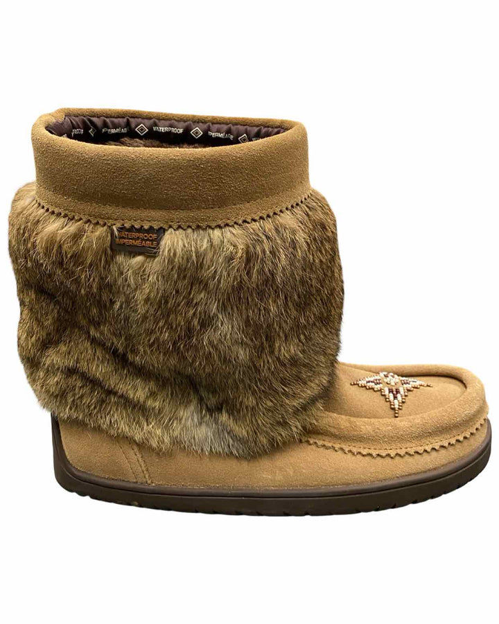 Manitobah Shoe Size 8 Brown Suede Waterproof Short Snowy Owl Boots(Ankle)