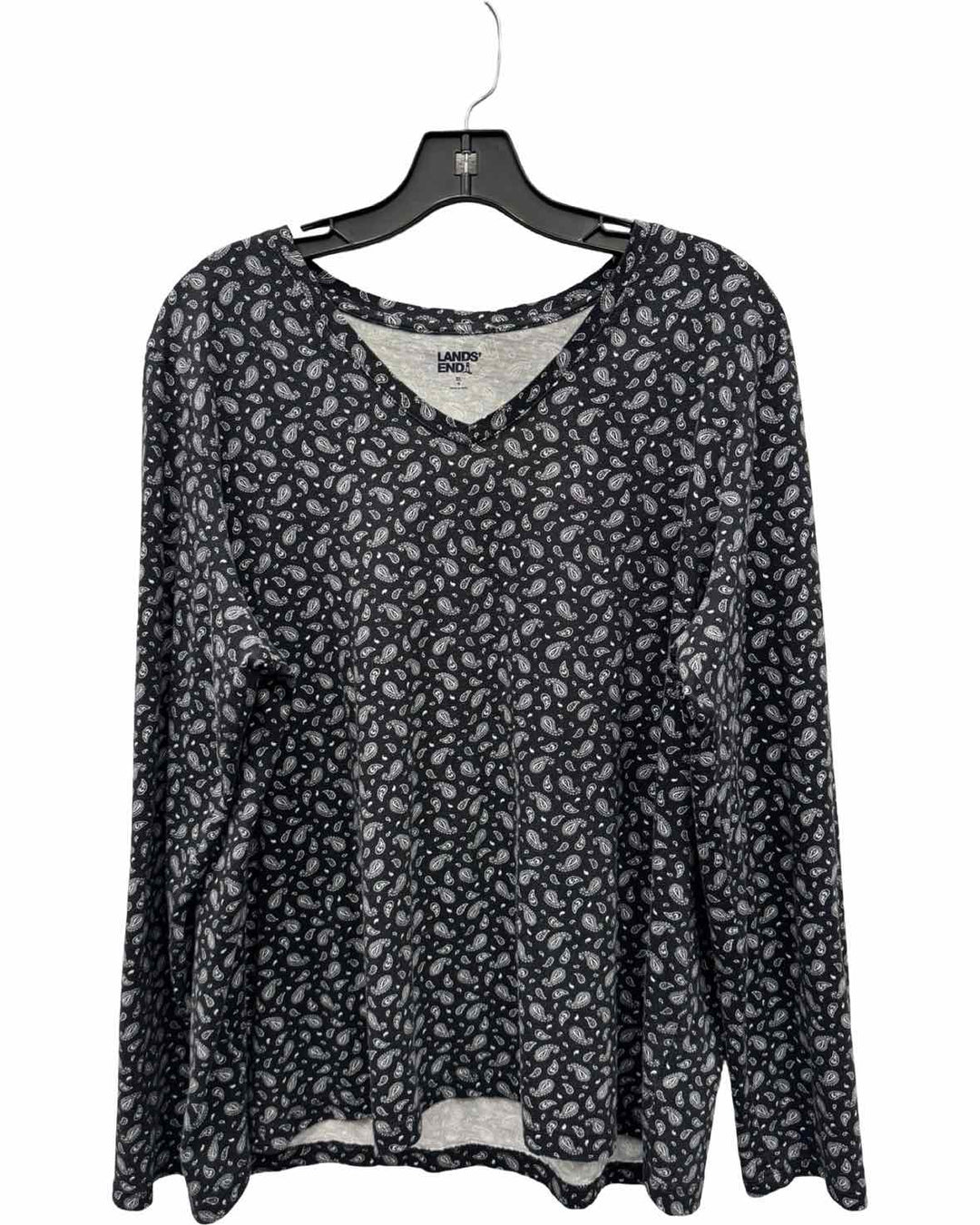 Lands End Size XL Black White Print 100% cotton Long Sleeve Shirts