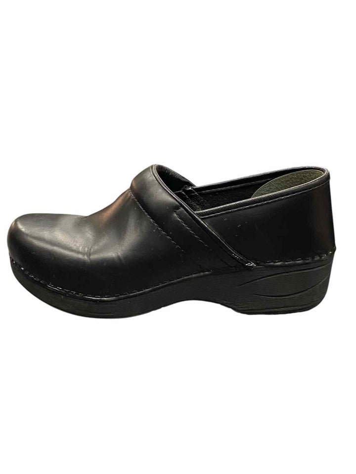 Dansko Shoe Size 7 Black Professional Loafers