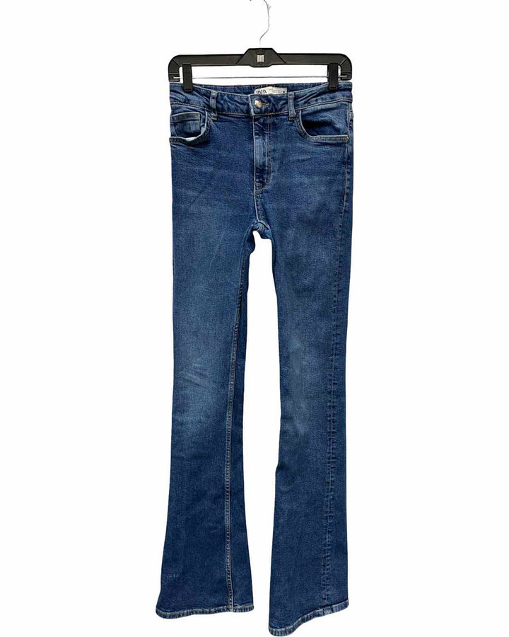 ZARA Size 6 Blue Jeans
