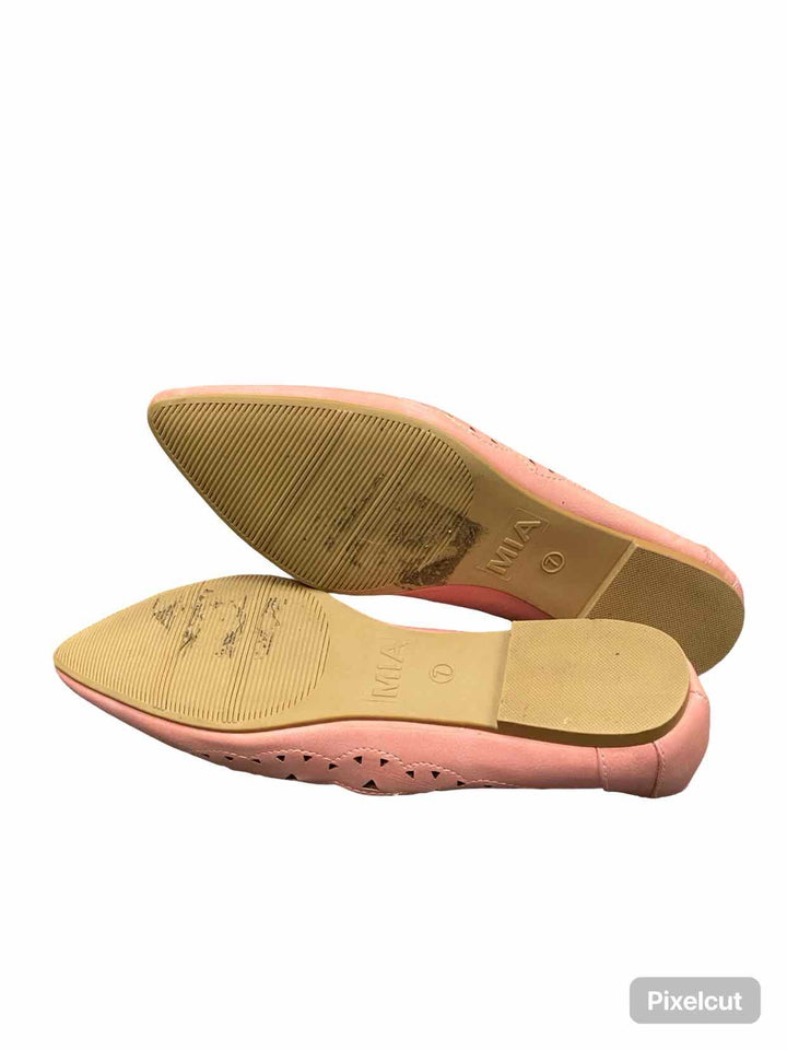 Mia Shoe Size 7 Pink Perforated Flats