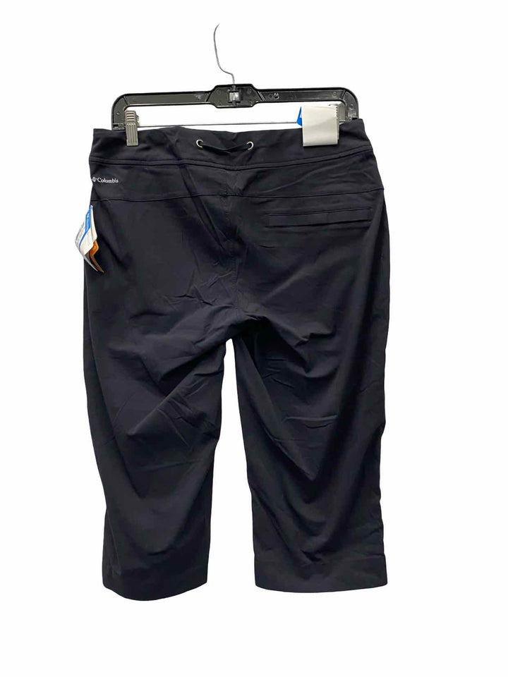 Columbia Size 8 Black Shorts