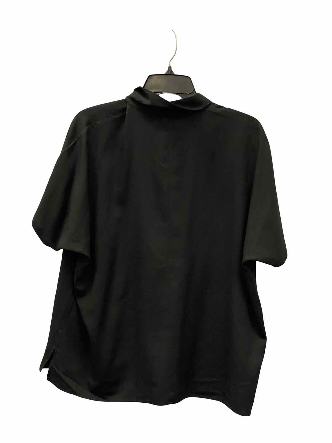 Uniqlo Size M Black Long Sleeve Shirts