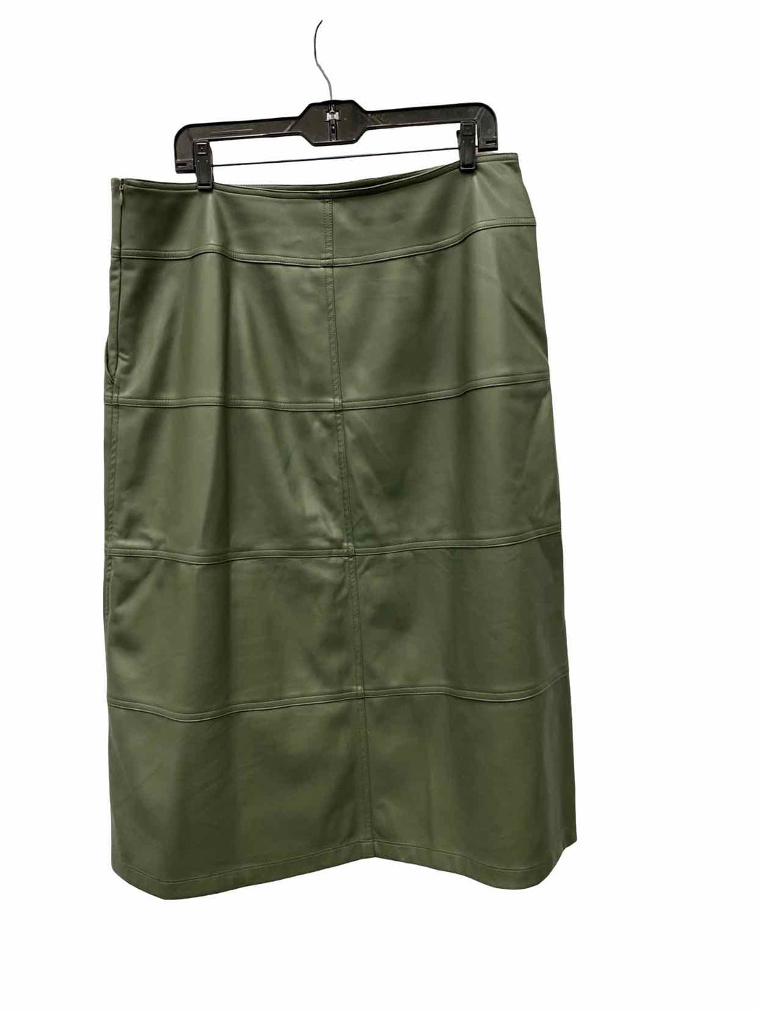 Cabi Size M Green Skirt