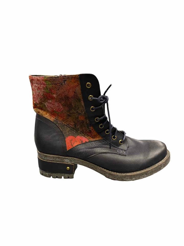 L'Artiste Shoe Size 42 Navy Hand Painted Leather NWOT Marty Boots(Ankle)
