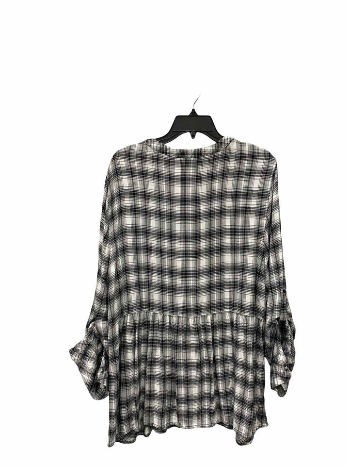 Catherines Size XL Black White Plaid Long Sleeve Shirts