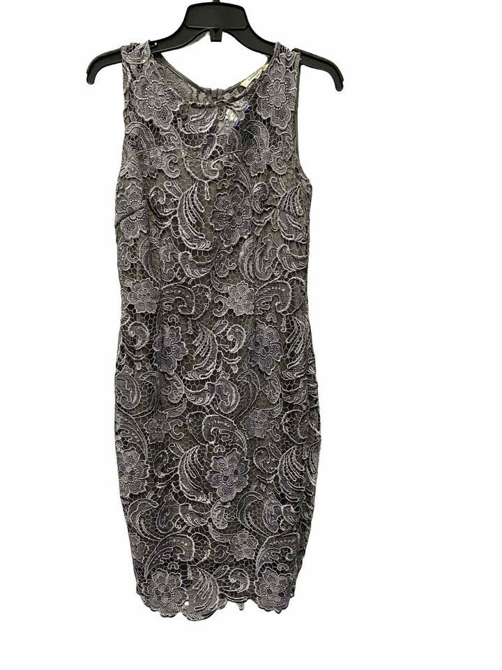 Littlesmilt Size M Gray Lace Dress