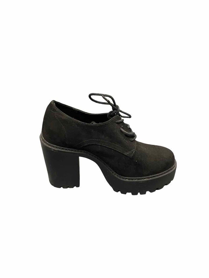 Torrid Shoe Size 8 Black Block Oxford Heels