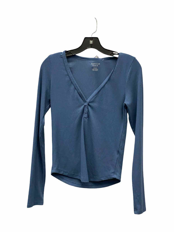 American Eagle Size M Blue Long Sleeve Shirts