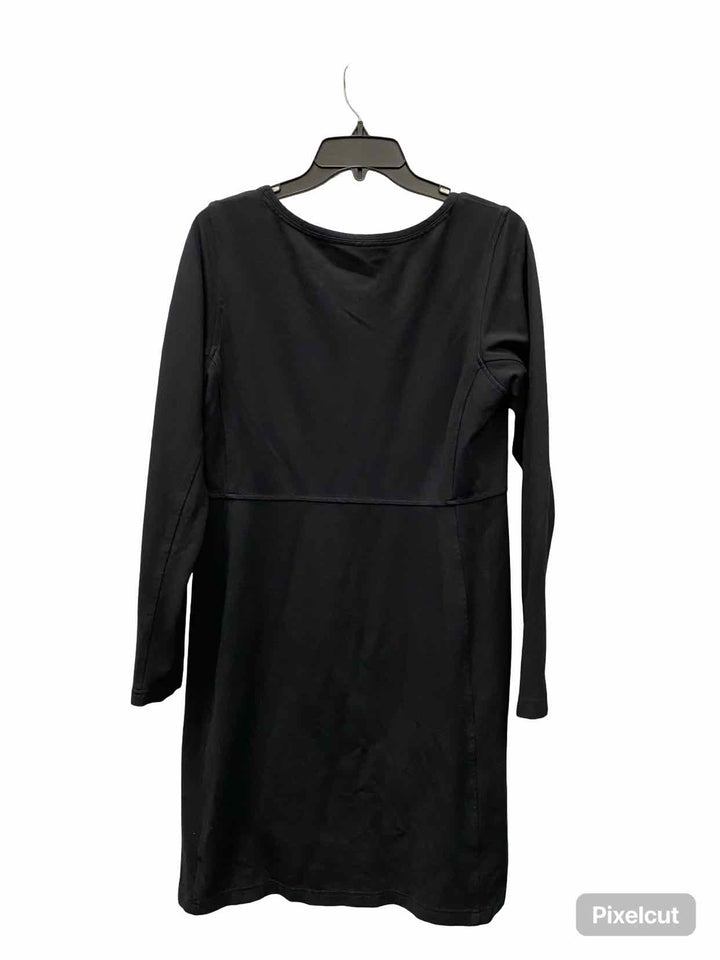 Duluth Trading Size M Black Dress