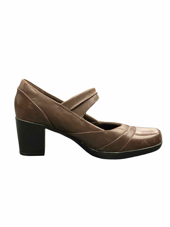 Clarks Shoe Size 8 Brown Leather Boots(Ankle)