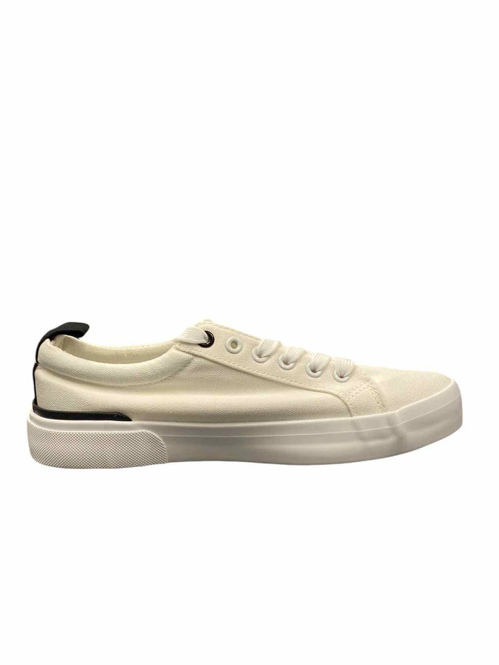 Unknown Shoe Size 7.5 White Sneakers