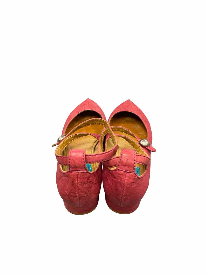 Fugu Malibu Shoe Size 7.5 Pink Leather Flats