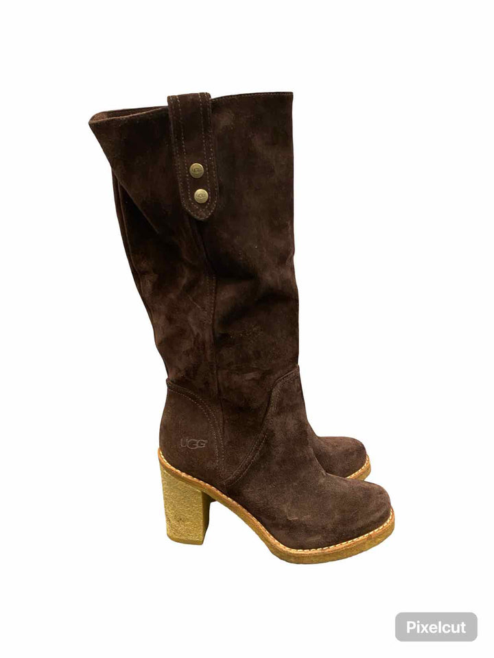 UGG Shoe Size 6 Brown Suede Boots(knee)