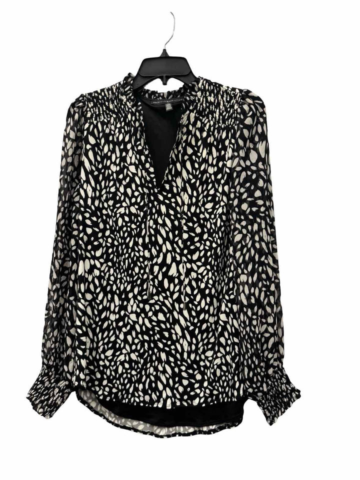 White House Black Market Size M Black White Print Long Sleeve Shirts
