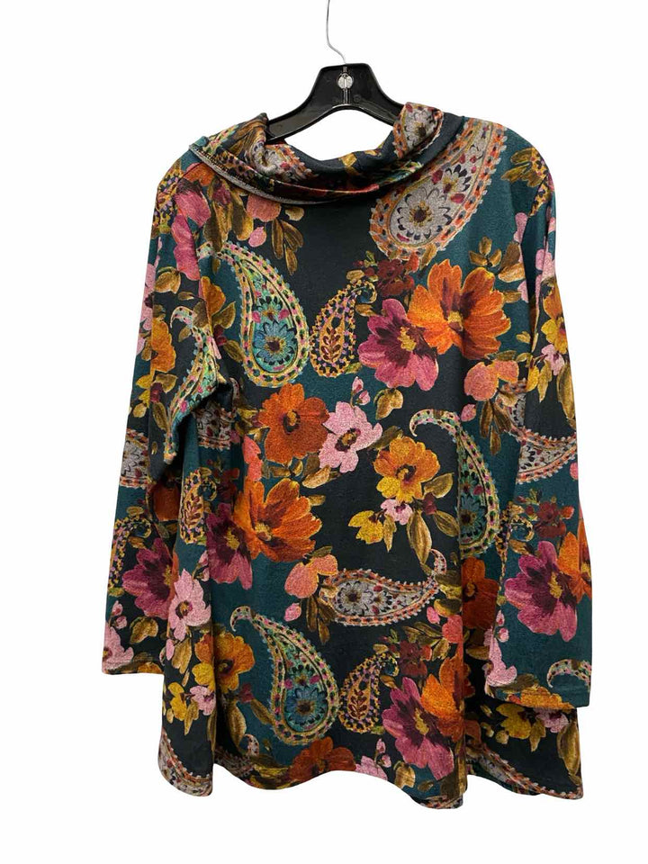 Jess and Jane Size L Green Multi Floral Sweater