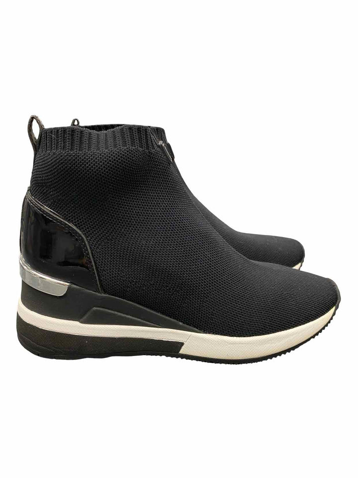 Michael Kors Shoe Size 6.5 Black Skyler Stretch Knit Boots(Ankle)