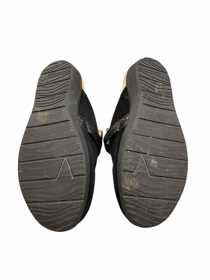 Vionic Shoe Size 8 Black Loafers