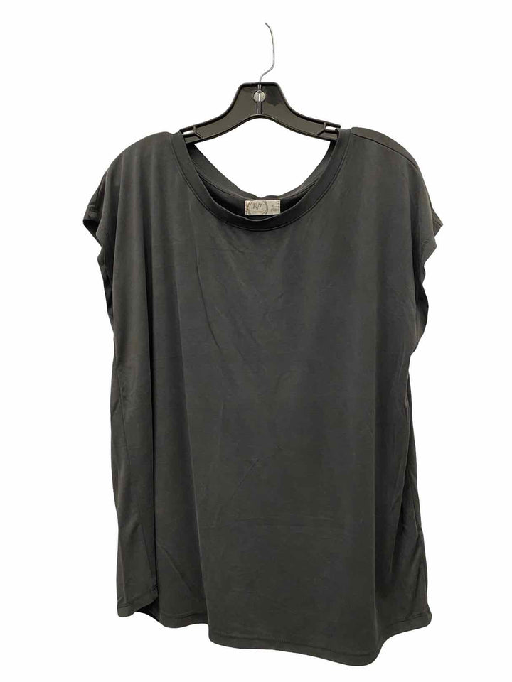 24/7 Maurices Size XL Black T-shirt